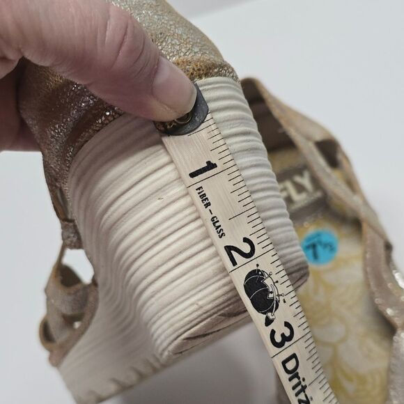 Fly London Yadi Wedge Sandals Metallic Leather Women's 7.5 - Picture 8 of 8